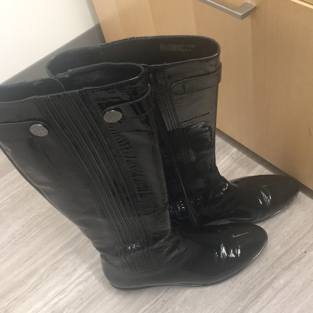 Patent leather boots